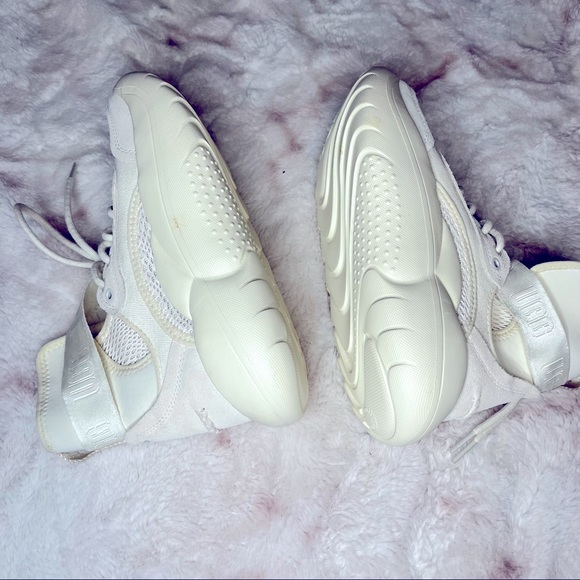 UGG sneakers - Picture 3 of 5